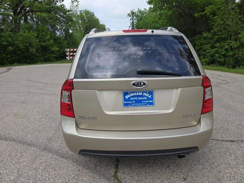 Used 2007 Kia Rondo EX FWD image 6