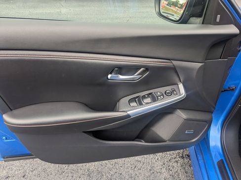 Used 2021 Nissan Sentra SR w/ SR Premium Package FWD image 11