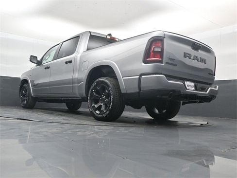 New 2026 RAM 1500 4x4 Crew Cab image 41