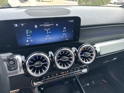 Certified 2024 Mercedes-Benz GLB 250 image 20