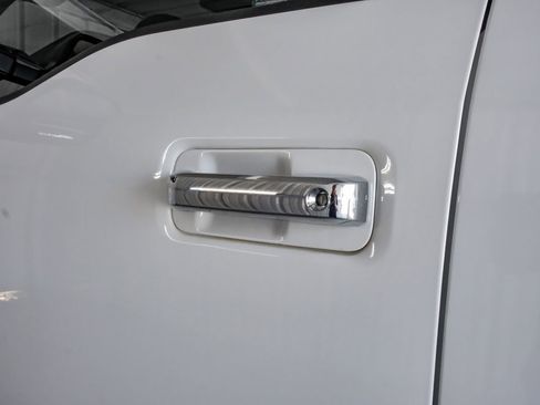 Used 2022 Ford F450 Lariat w/ Chrome Package image 41