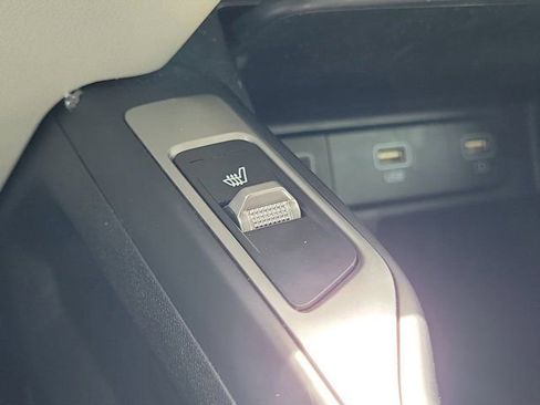 Used 2021 Kia Sorento S image 28