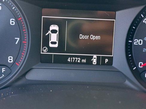 Used 2023 Chevrolet TrailBlazer LT w/ Convenience Package image 27