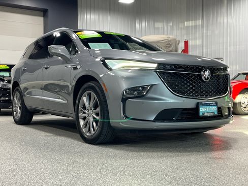 Certified 2024 Buick Enclave Avenir w/ Avenir Technology Package image 6