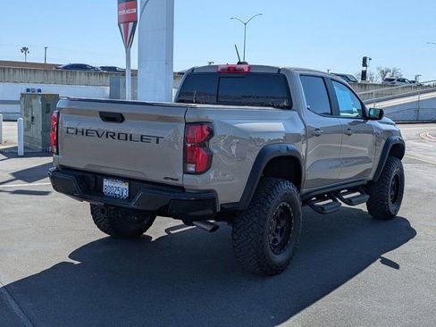 Used 2023 Chevrolet Colorado ZR2 w/ ZR2 Convenience Package III image 8
