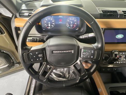 Used 2021 Land Rover Defender 110 X image 11