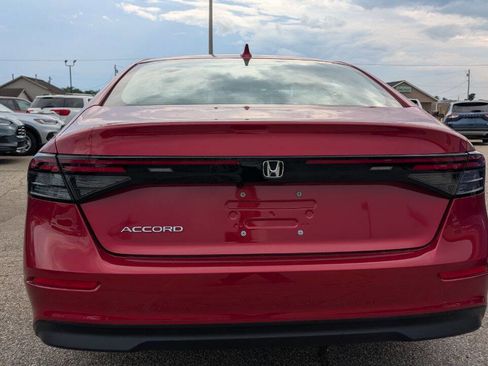 Used 2024 Honda Accord LX image 7
