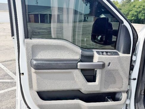 Used 2020 Ford F350 XLT AWD/4WD image 9