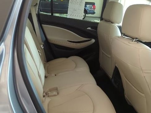 Used 2020 Buick Envision Preferred AWD/4WD image 17