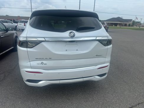 Used 2023 Buick Enclave Avenir w/ Avenir Technology Package image 6