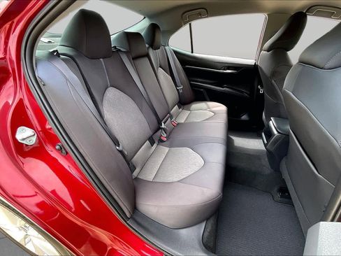 Used 2021 Toyota Camry LE w/ Convenience Package FWD image 20