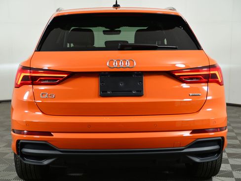 Used 2025 Audi Q3 2.0T Premium w/ Convenience Package image 8