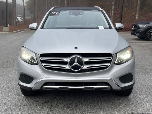 Used 2019 Mercedes-Benz GLC 300 image 3