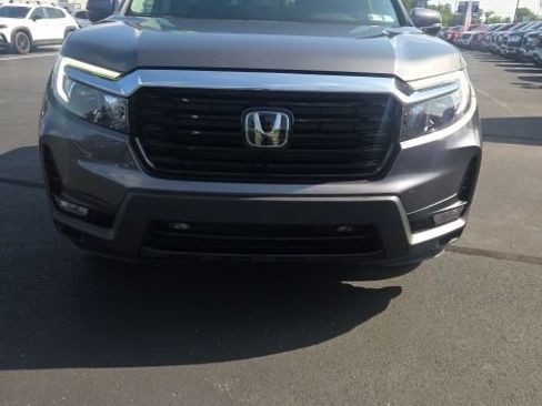 Used 2023 Honda Ridgeline RTL-E image 2