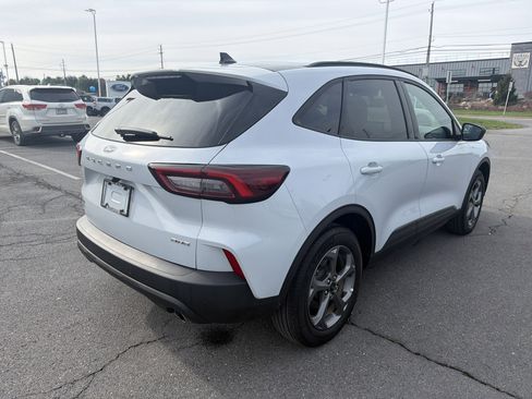Used 2025 Ford Escape ST-Line w/ Tech Pack #1 image 3