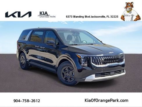 New 2026 Kia Carnival FWD image 1