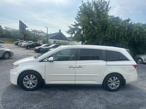 Used 2016 Honda Odyssey EX-L image 2