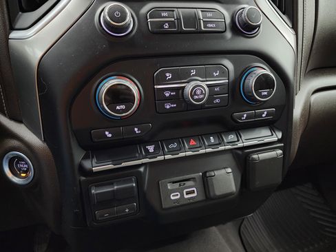 Used 2022 Chevrolet Silverado 3500 LT w/ Convenience Package image 51