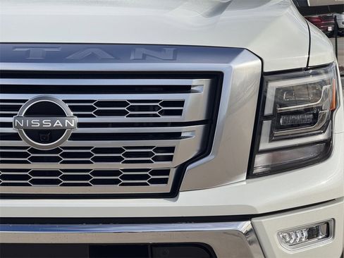 Used 2024 Nissan Titan Platinum Reserve w/ Moonroof Package image 8