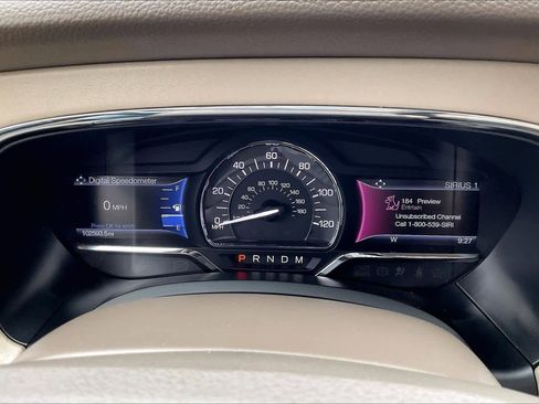 Used 2017 Lincoln Navigator Select AWD/4WD image 26