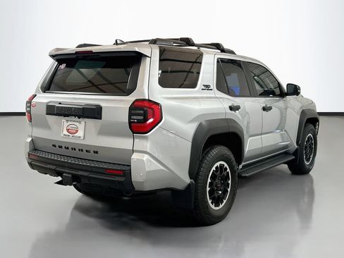 Used 2025 Toyota 4Runner TRD Off-Road Premium w/ Tow Technology Package AWD/4WD image 4