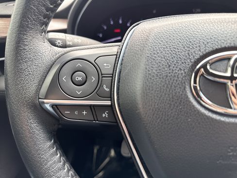 Used 2022 Toyota Avalon XLE FWD image 58