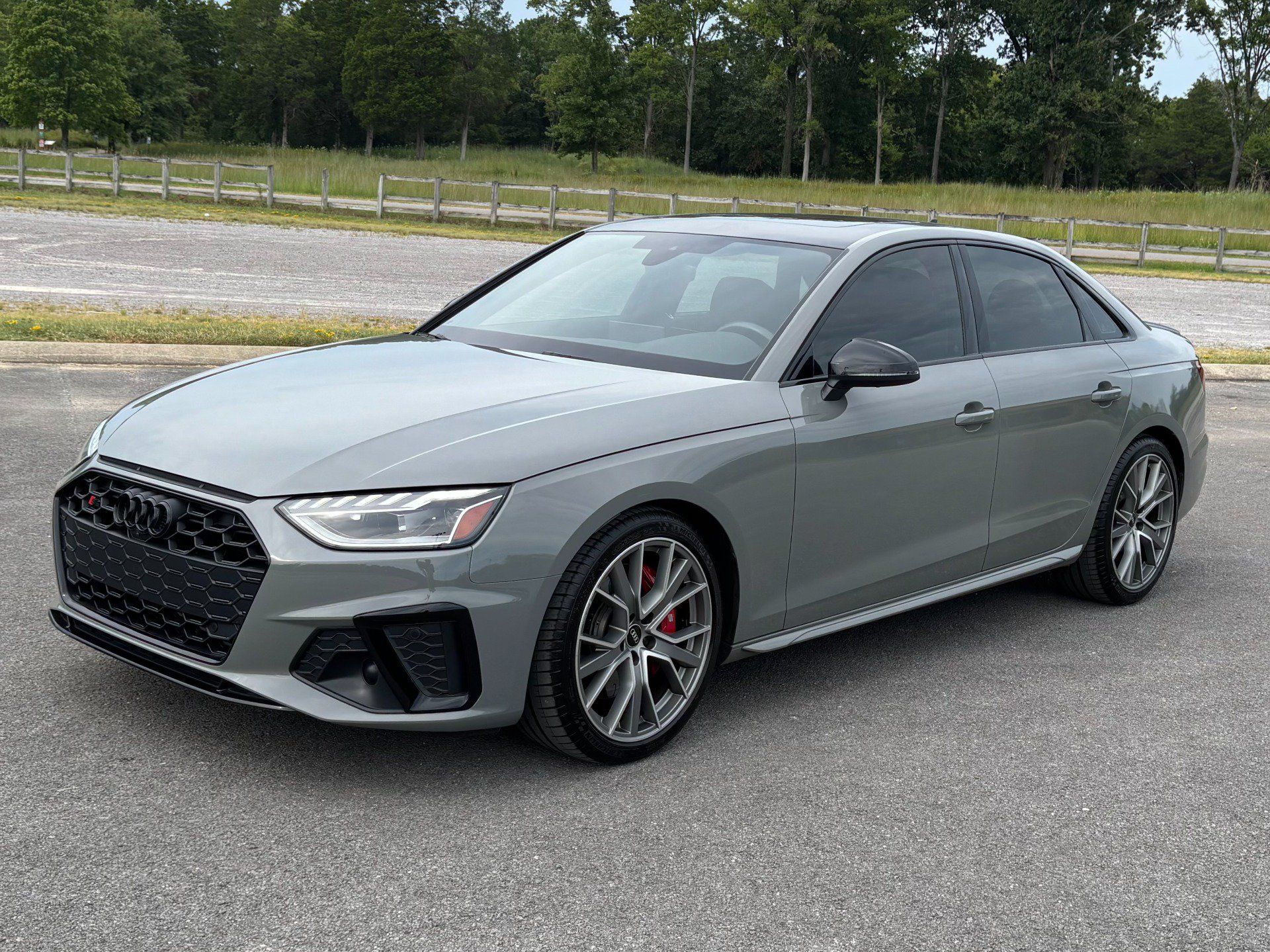 Used 2022 Audi S4 Premium Plus AWD/4WD image 2
