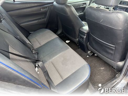 Used 2018 Toyota Corolla SE w/ Carpet Mat Package (TMS) FWD image 26