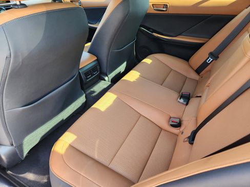 Used 2024 Lexus IS 300 F Sport RWD image 28