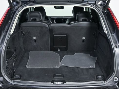 Certified 2023 Volvo XC60 B5 Ultimate AWD/4WD image 31