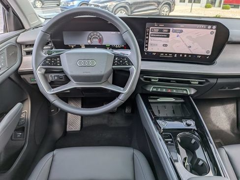 New 2026 Audi Q3 quattro 2.0T AWD/4WD image 21