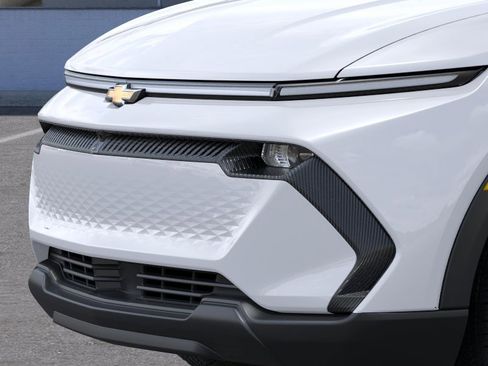 New 2026 Chevrolet Equinox EV LT image 38