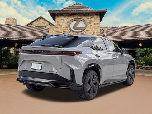 Certified 2026 Lexus RZ 450e AWD w/ Luxury Package image 2