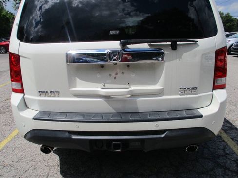 Used 2014 Honda Pilot Touring image 17
