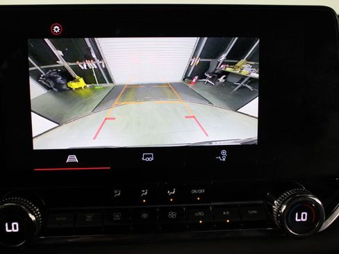 Used 2023 GMC Canyon Elevation w/ Convenience Package image 26