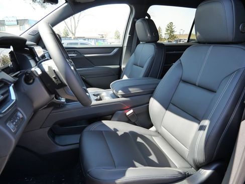 New 2026 GMC Acadia Elevation w/ Elevation Premium Package AWD/4WD image 37