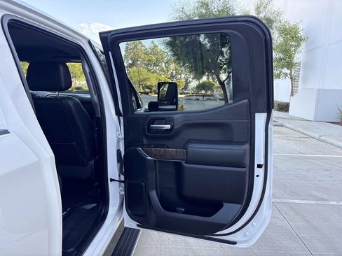 Used 2020 GMC Sierra 1500 Denali w/ Denali Ultimate Package AWD/4WD image 13