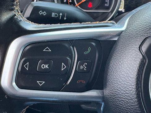 Used 2023 Jeep Wrangler Unlimited Sahara image 22