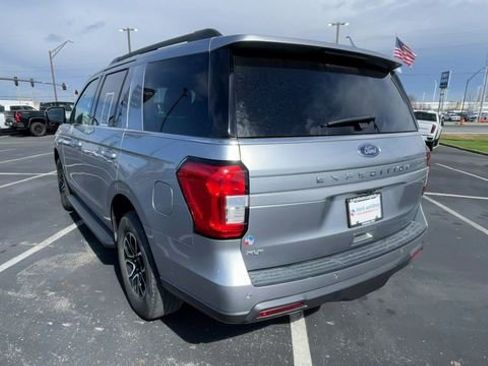 Used 2022 Ford Expedition XLT RWD image 8