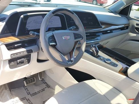 Certified 2023 Cadillac Escalade ESV Sport Platinum w/ LPO, ONYX Package AWD/4WD image 20