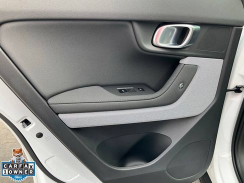 Used 2023 Polestar Polestar 2 w/ Pilot Pack AWD/4WD image 38