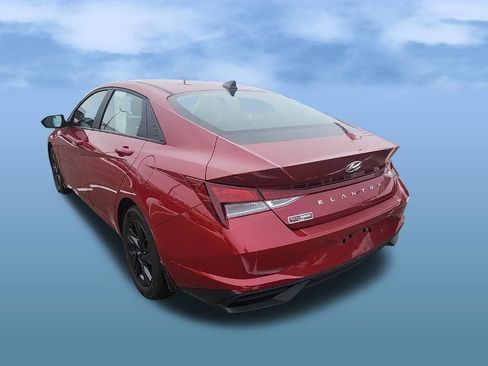 Certified 2023 Hyundai Elantra SEL image 5