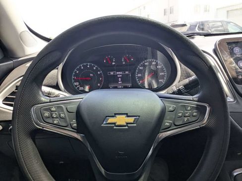 Used 2024 Chevrolet Malibu LT FWD image 22