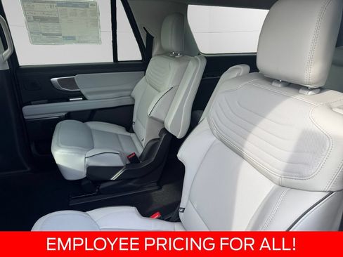 New 2026 Ford Expedition Max Platinum w/ Platinum Ultimate Package AWD/4WD image 15