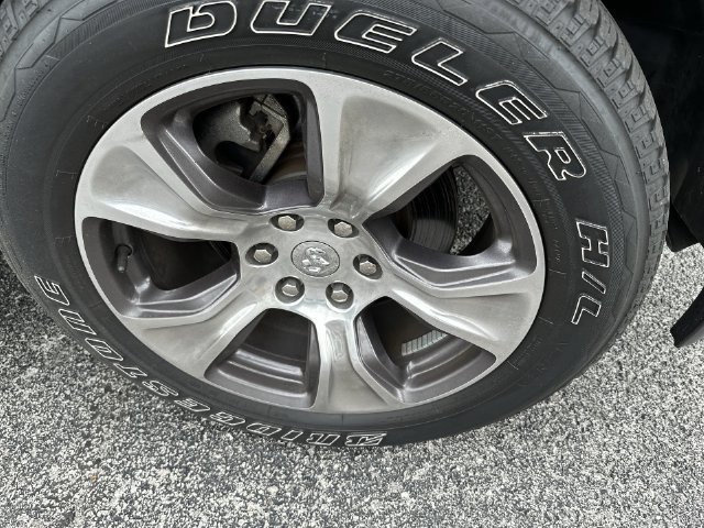 Used 2023 RAM 1500 Laramie AWD/4WD image 21