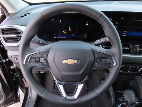 New 2026 Chevrolet TrailBlazer LT w/ Convenience Package AWD/4WD image 4