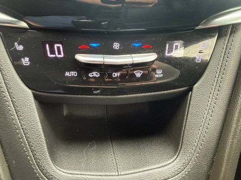 Used 2020 Cadillac XT6 Sport AWD/4WD image 42