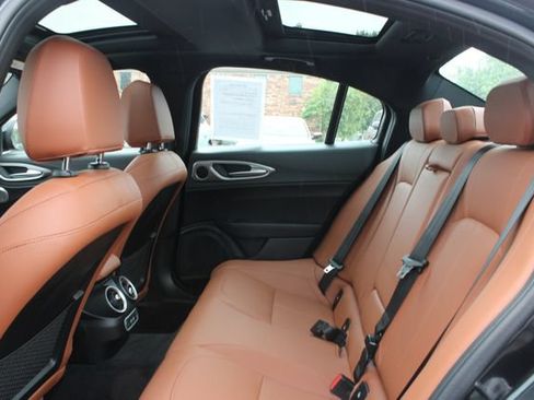 Used 2024 Alfa Romeo Giulia Ti AWD/4WD image 30