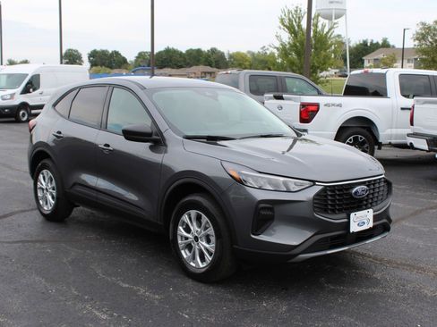 New 2026 Ford Escape Active w/ Cold Weather Package AWD/4WD image 7