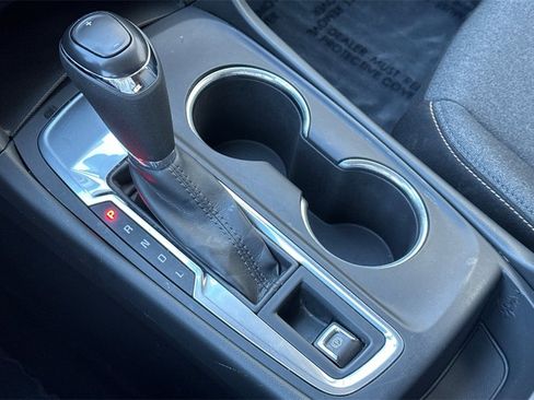 Used 2019 Chevrolet Equinox LT image 25